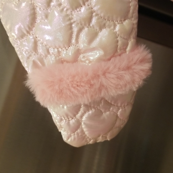 💕ROTHSCHILD Faux Fur Trimmed Quilted Heart Pram Blush Iridescent 3/6 Months NWT - Picture 7 of 11